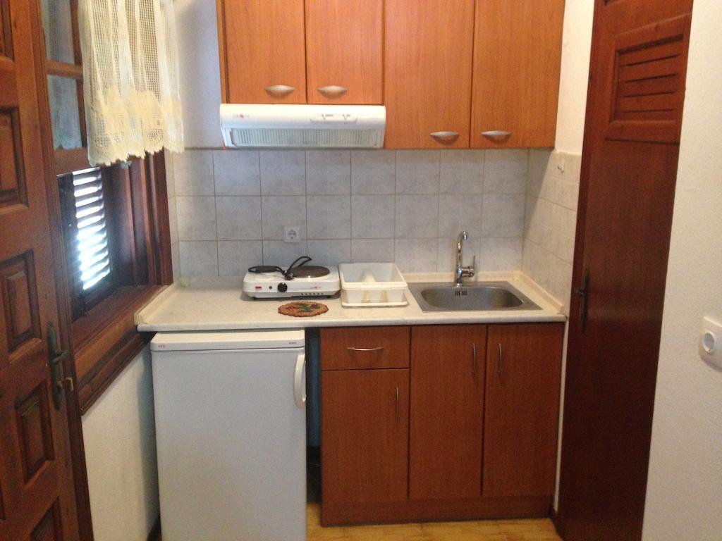 Delimaras Studios Nea Skioni Oda fotoğraf